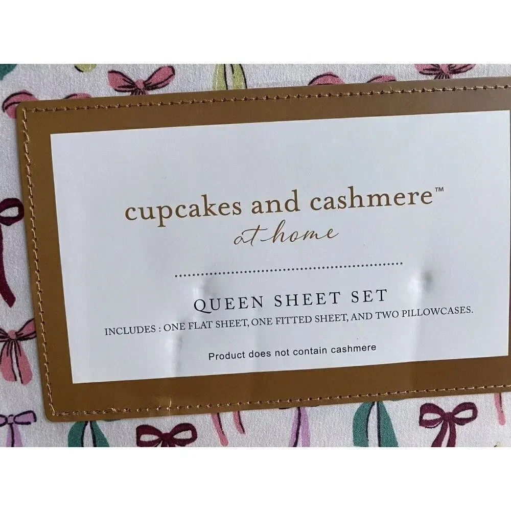 Cupcakes and Cashmere Bows Ornaments QUEEN SIZE Sheet‎ Set Christmas Bows NEW